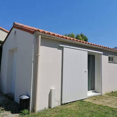 Petit T2 Proche Centre Ville La Roche-sur-Yon Exterior photo